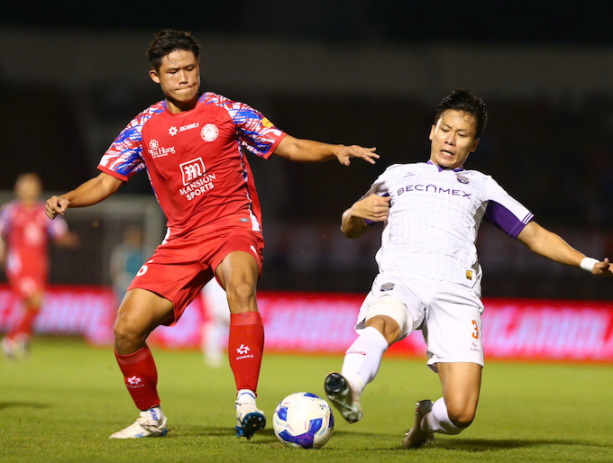 Nếu lãnh đạo CLB TP.HCM không tháo gỡ những gút mắc, xem ra cơ hội trụ hạng của TP.HCM sẽ rất khó khăn. Ảnh: Anh Khoa