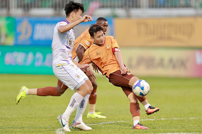 Minh Vương tri ân HAGL trước khi tạm biệt - Ảnh Minh Trần